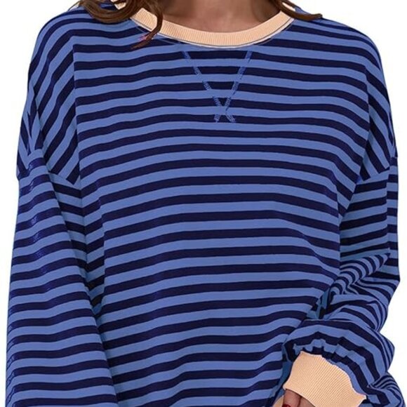 AlvaQ Womens Oversized Sweatshirt NWOT - Picture 2 of 3